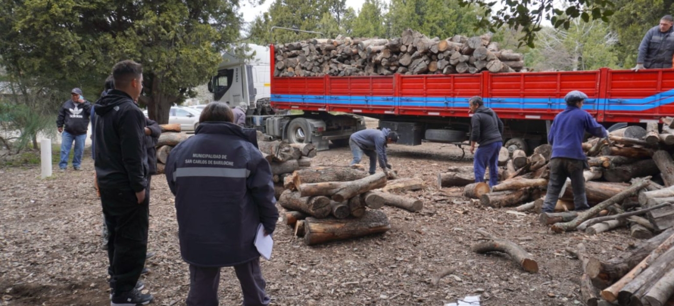 El gobierno municipal finalizó el Plan Calor Leña en Bariloche