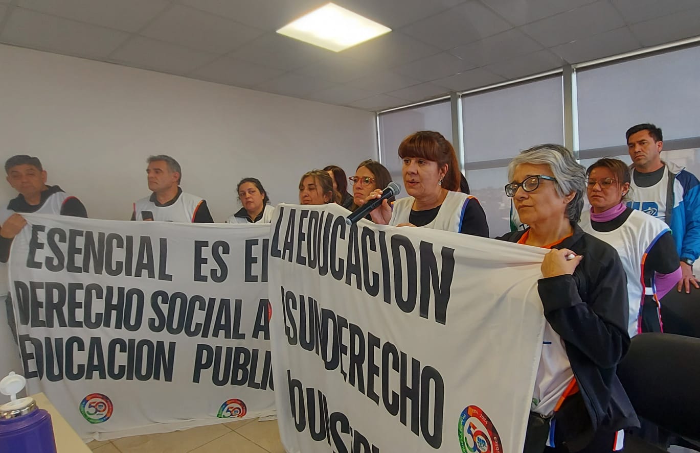 (((video))) Argumentos de la Unter en la Legislatura de Río Negro