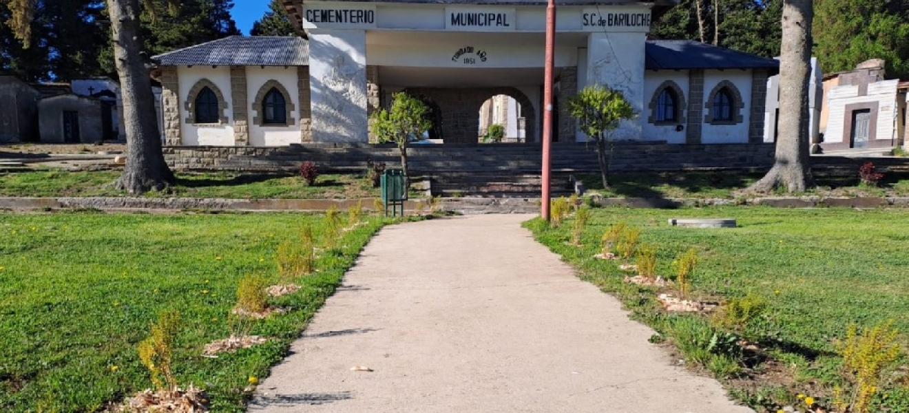 Mejoran la entrada al Cementerio Municipal de Bariloche