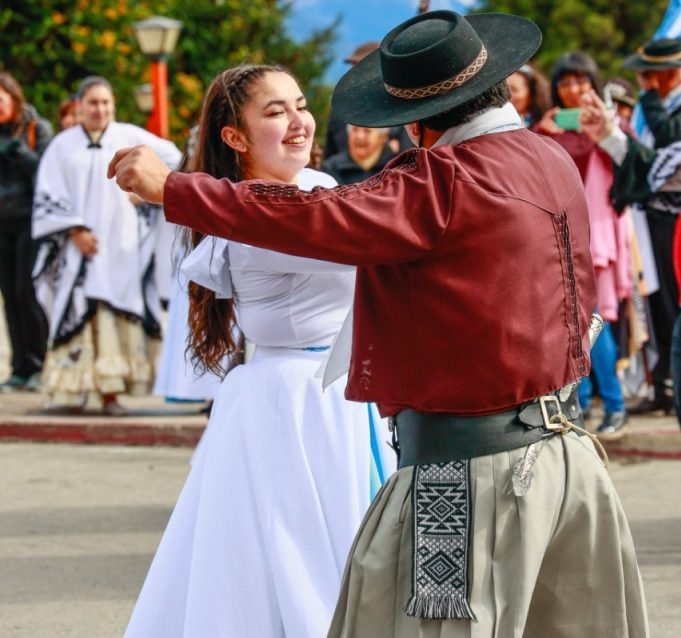 Bariloche invita a celebrar el Día de la Tradición con un gran desfile