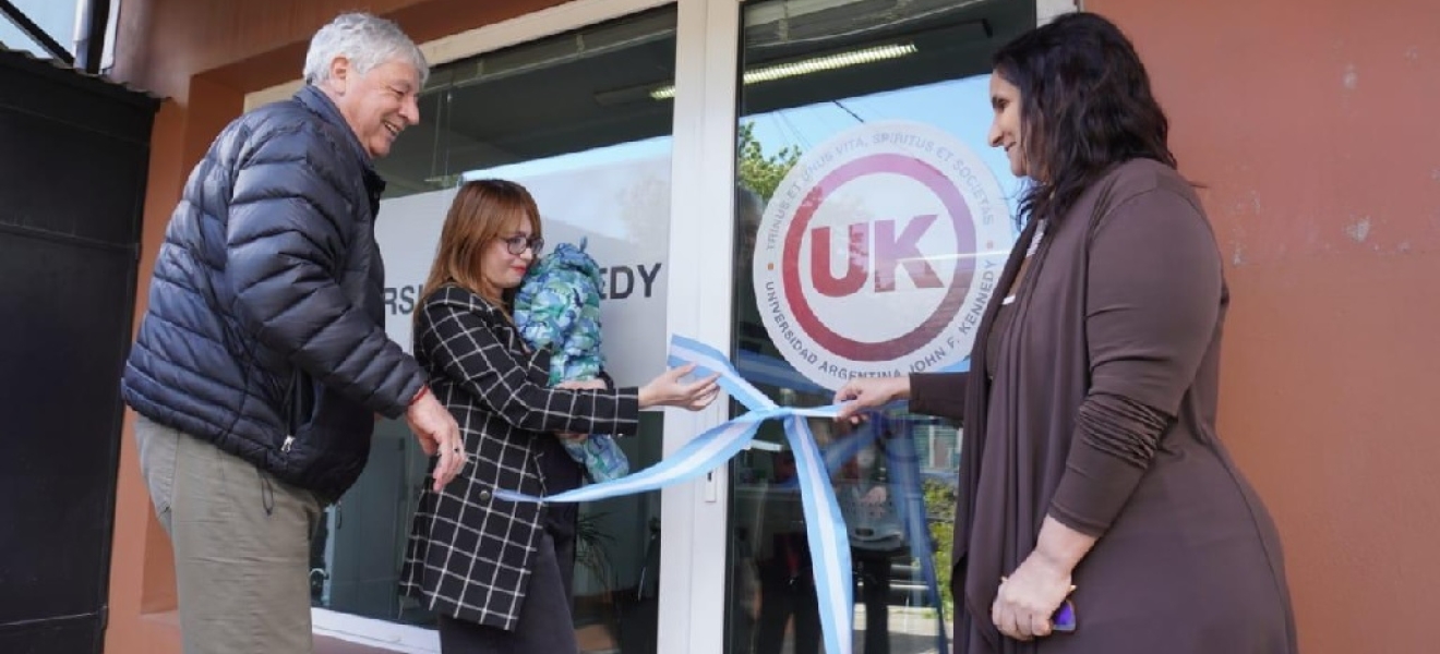 Inauguración de la nueva sede de la Universidad Kennedy en Bariloche, estuvo el intendente