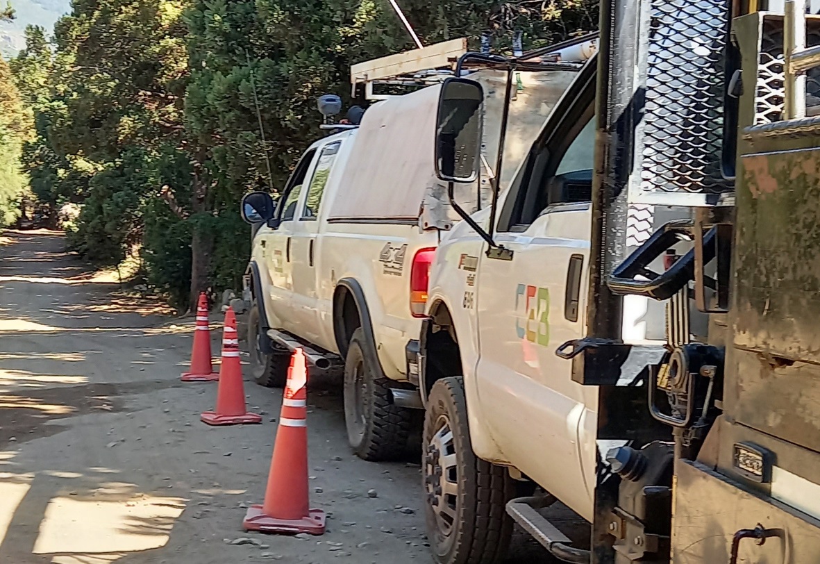 Las cuadrillas de la CEB trabajaron durante el corte de Edersa