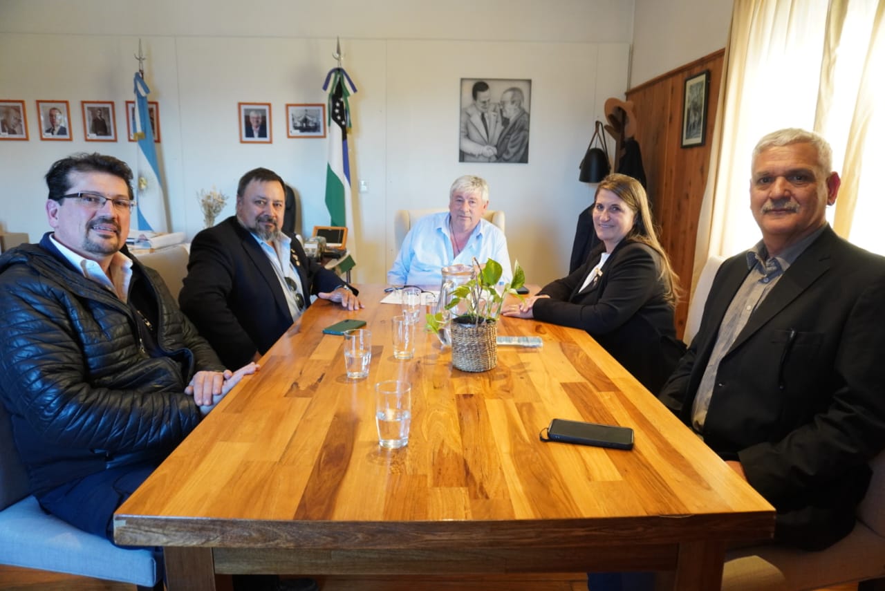 El intendente de Bariloche recibió al Rotary Club