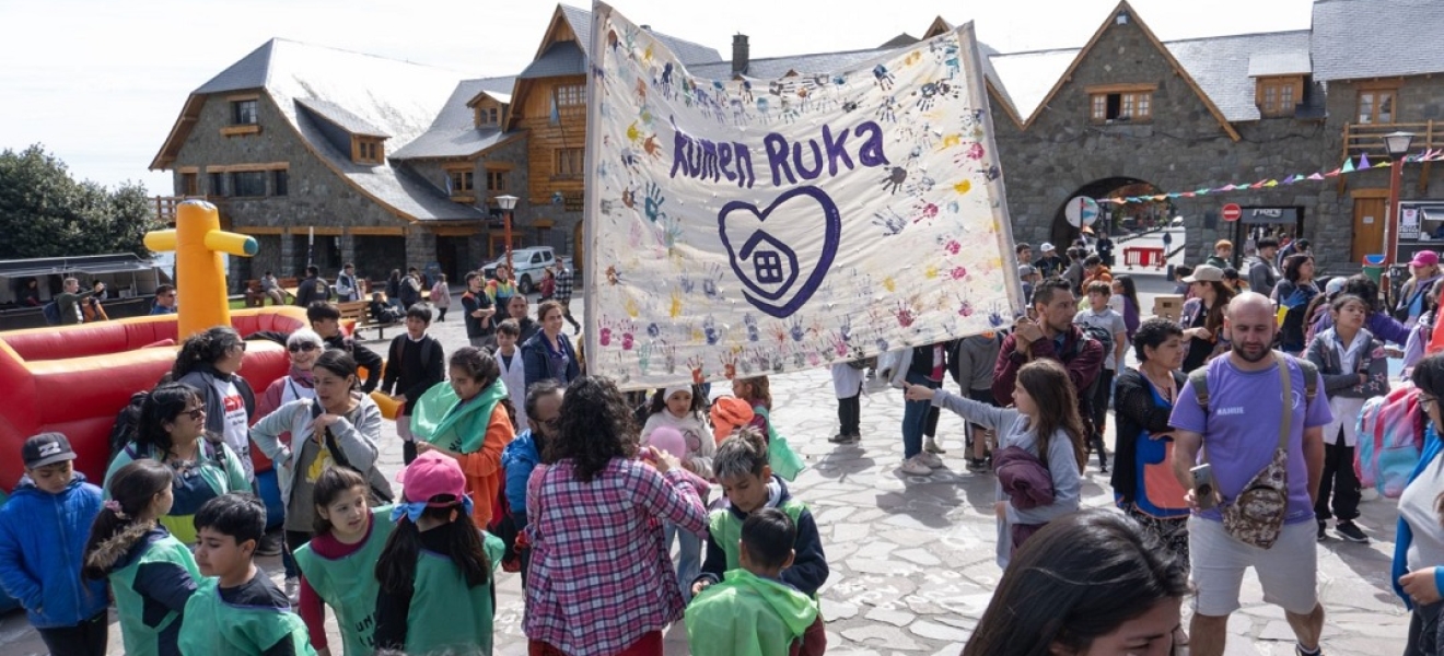 Bariloche: Instituciones Municipales participaron en la Semana de los Derechos de los Niños y Adolescente