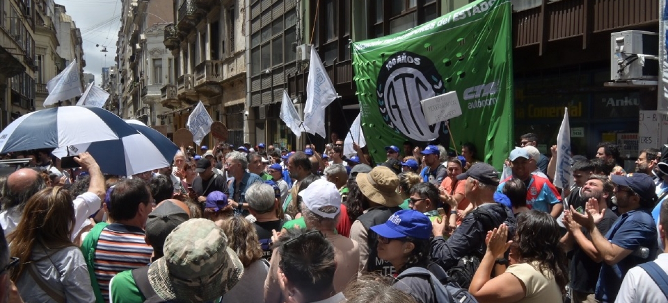 Masiva movilización de ATE frustró la venta de un edificio del INTA