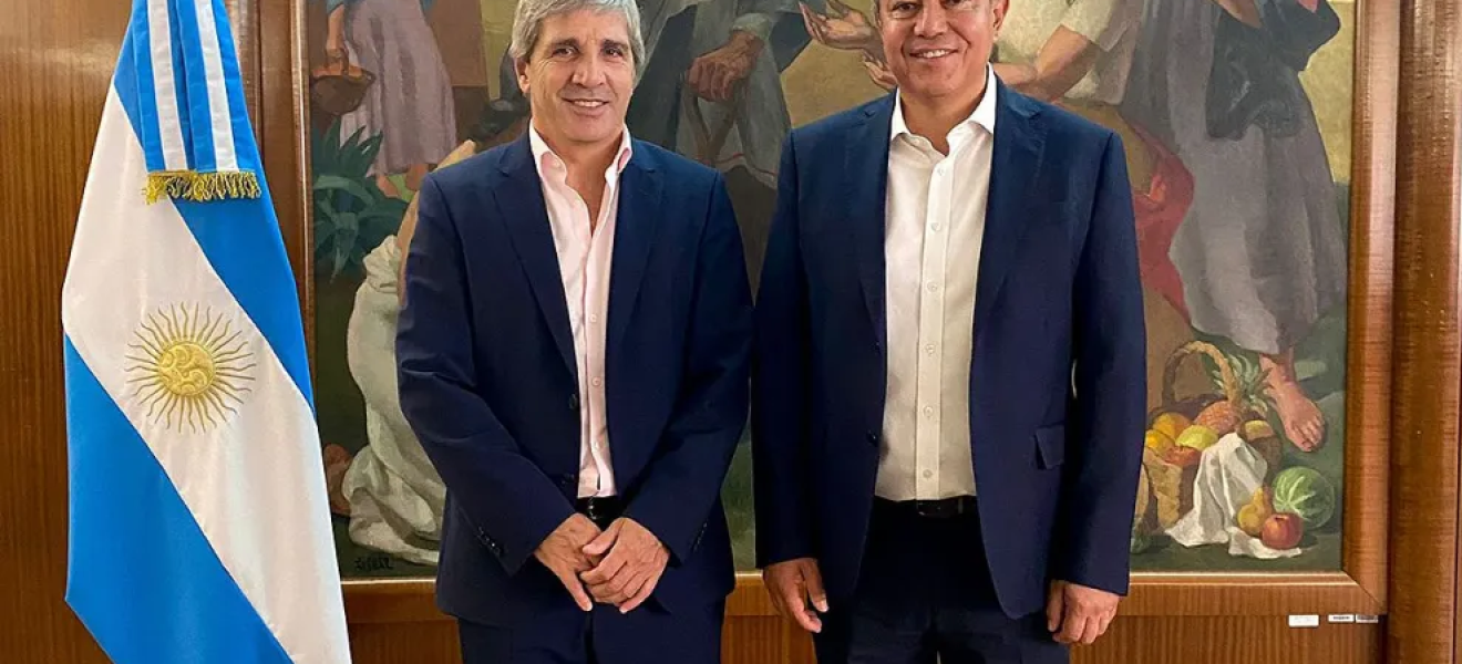 Gobernador de Neuquén se reunió con el ministro Luis Caputo en Buenos Aires