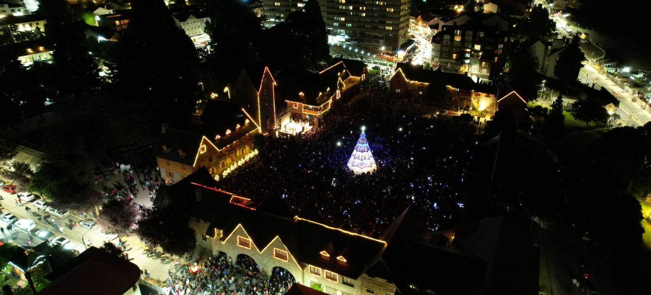 Impactante comienzo de Navidad en Bariloche