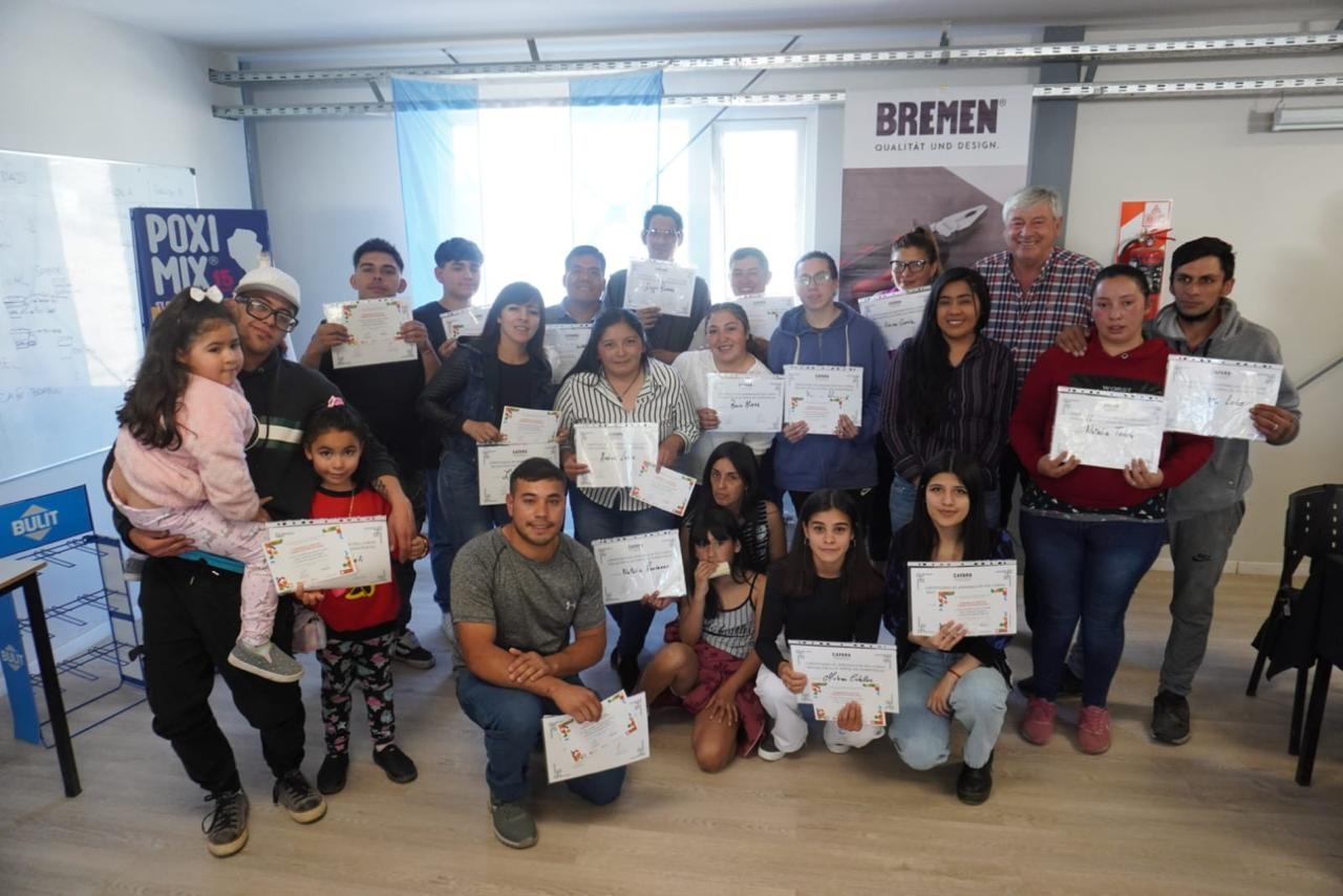 CAFARA y el Municipio de Bariloche entregaron certificados