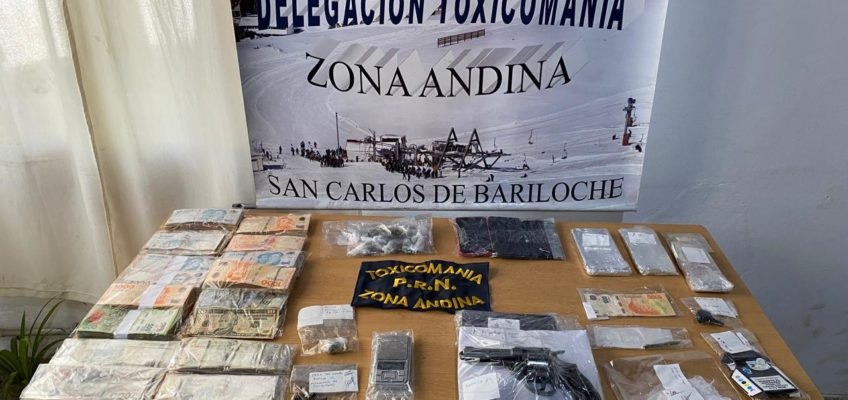 La policía realizó dos operativos por venta de estupefacientes en Bariloche