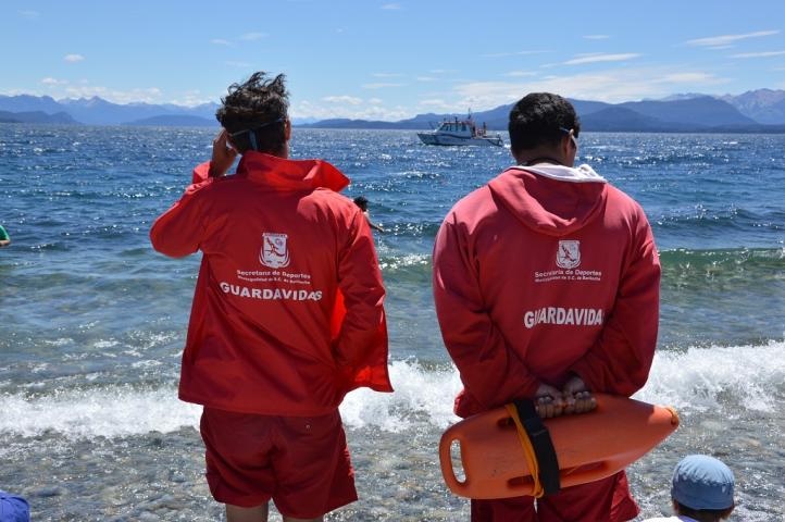 Estas son las playas de Bariloche que cuentan con servicio de Guardavidas