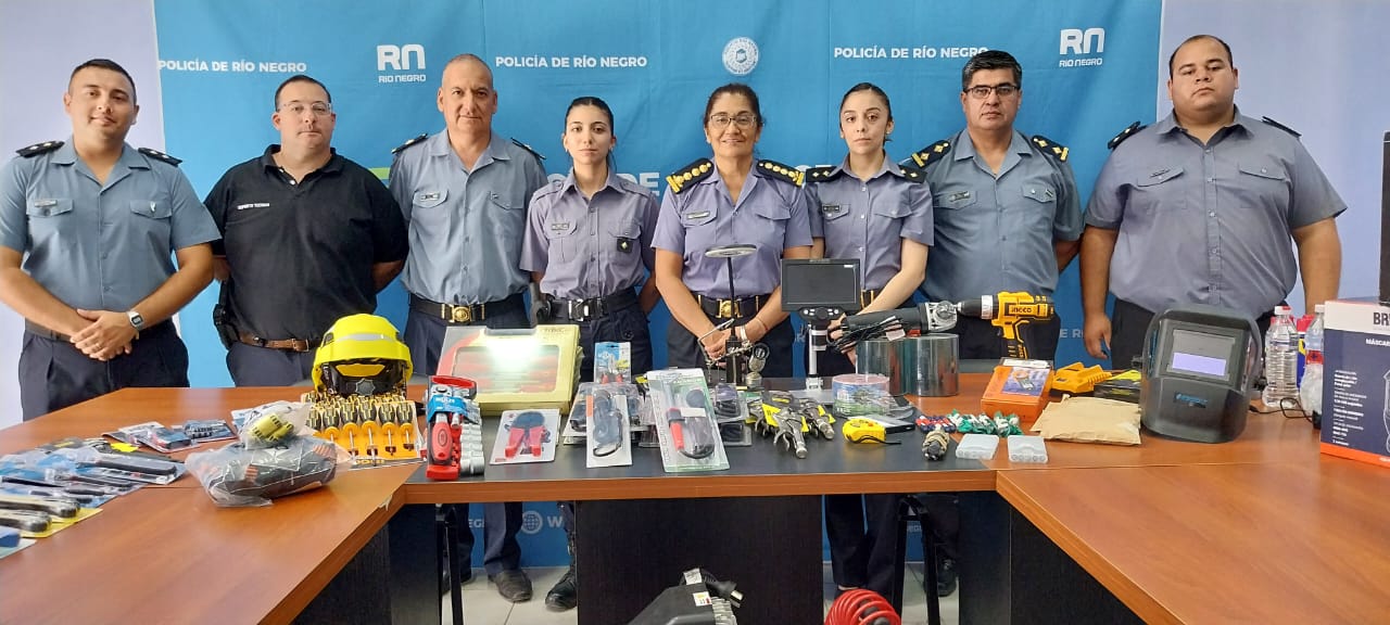 La Policía de Río Negro equipa sus áreas de comunicación con nuevas herramientas
