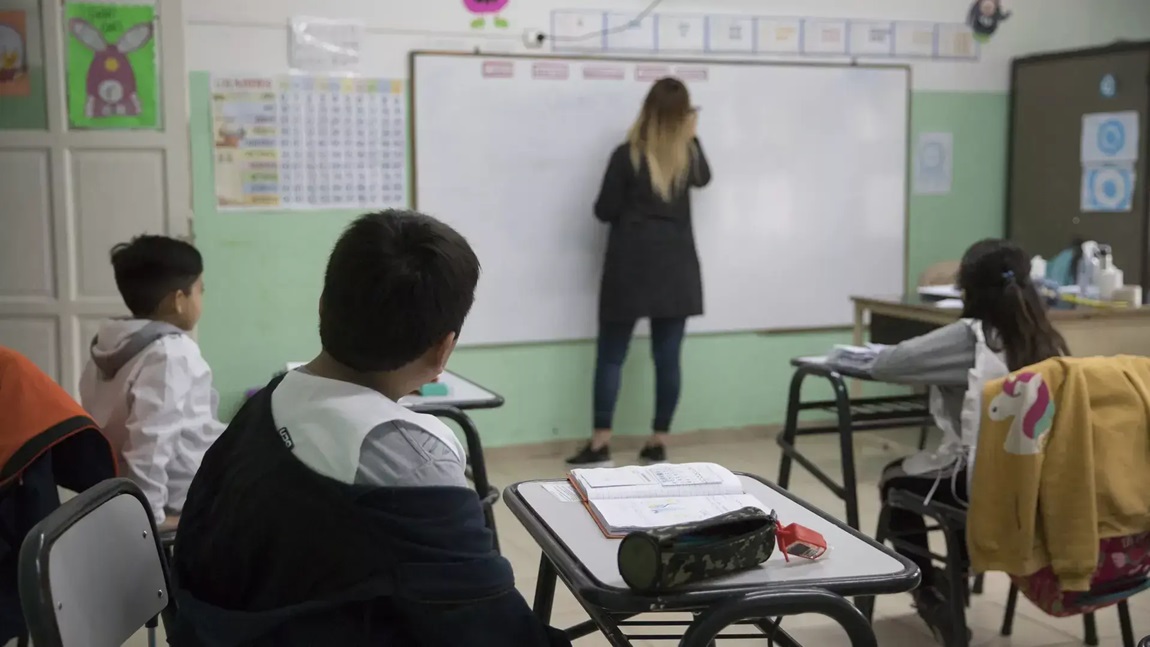 Río Negro garantizó escuelas abiertas todo el 2024 con una fuerte inversión