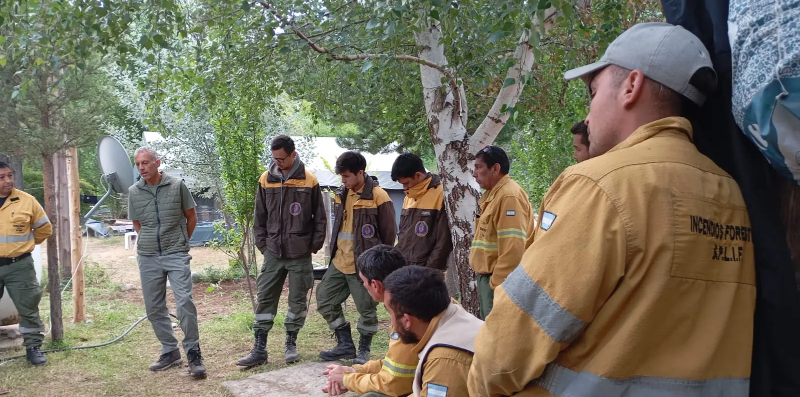 Río Negro refuerza acciones ante el incendio en Los Manzanos