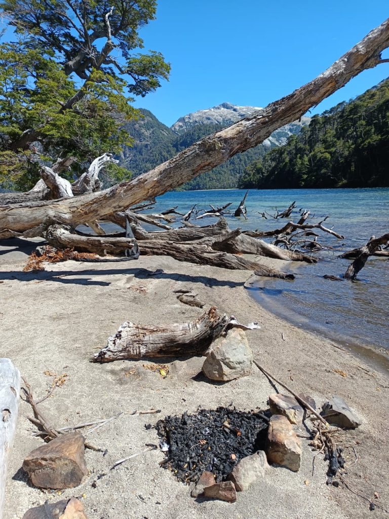 Parque Nacional Nahuel Huapi: Alerta por fogones en el sendero a Laguna Totoral – Aruncohué