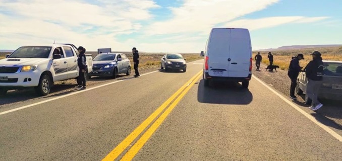 Policía rionegrina refuerza operativos contra el narcotráfico y delitos automotores en la Línea Sur