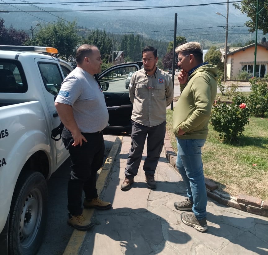 Bariloche: Protección Civil a disposición de El Bolsón en la lucha contra los incendios