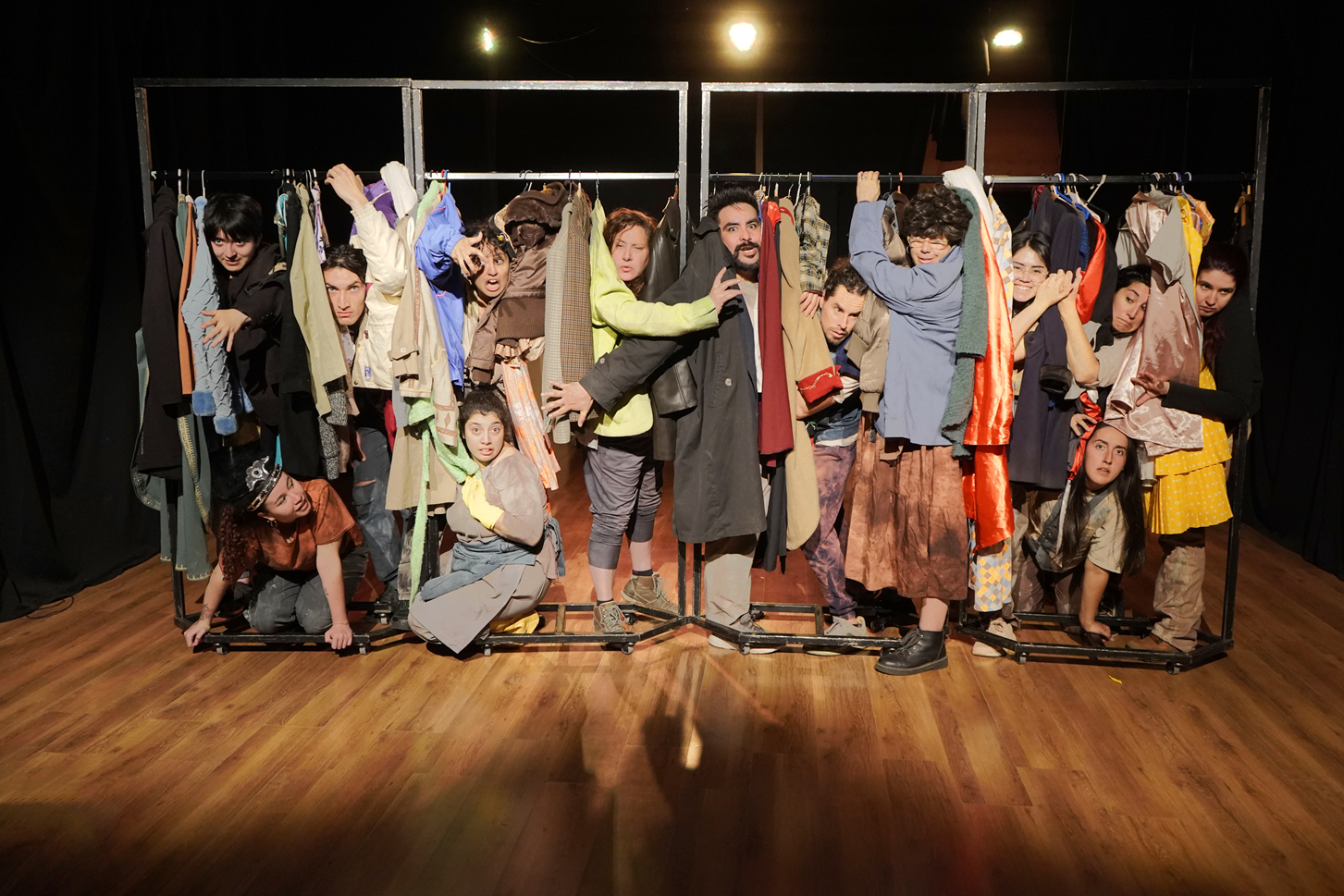Teatro en Bariloche: Revisora, Panóptico introspector