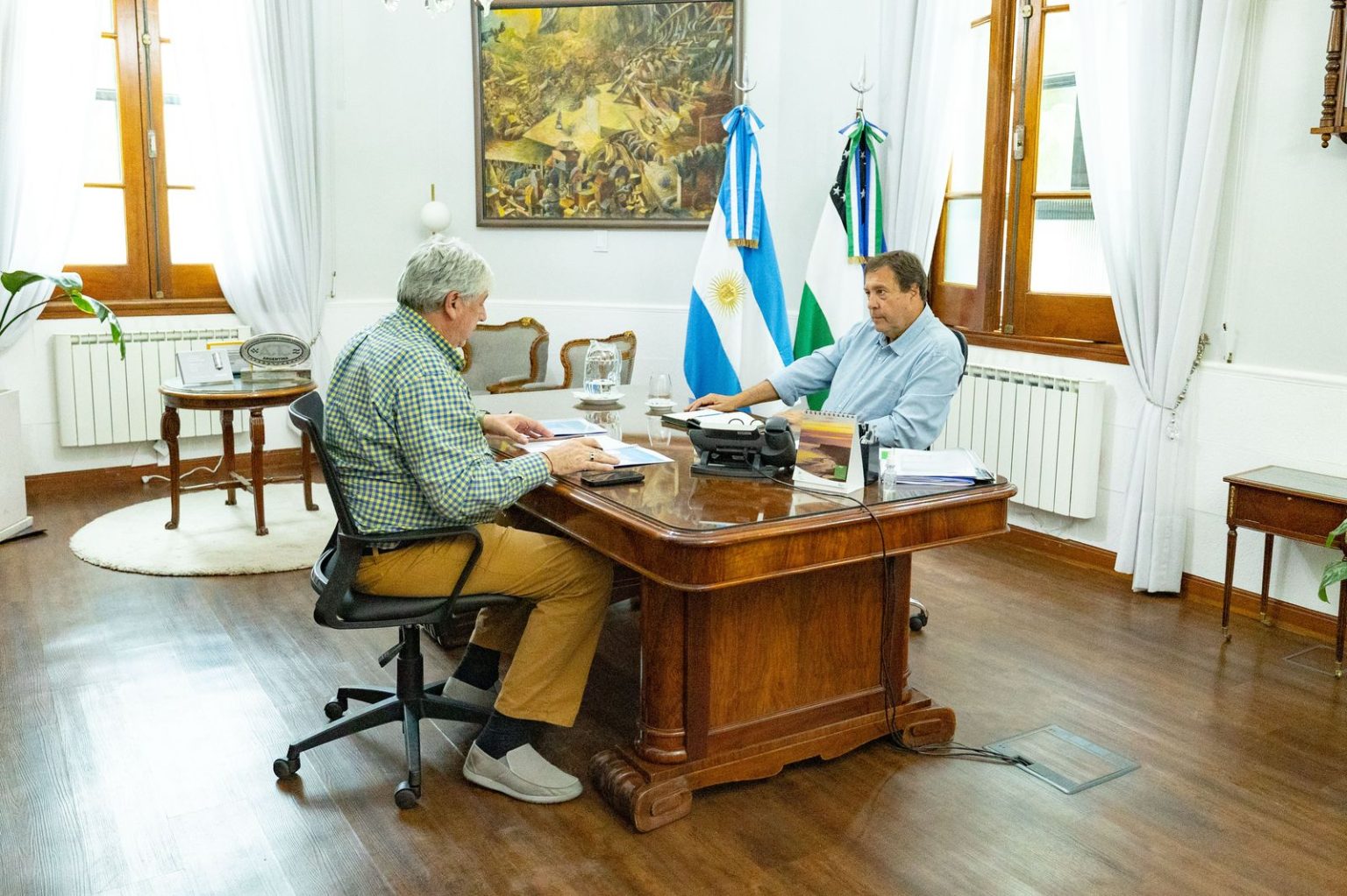 Cortés se reunió con el Gobernador y abordaron temas claves para Bariloche