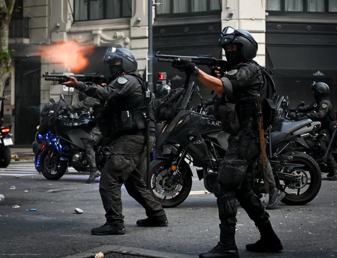 Repudio a la feroz represión contra la masiva movilización del Jubilazo Federal