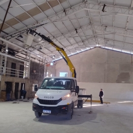 La obra del Gimnasio N°5 ya cuenta con techo e iluminación