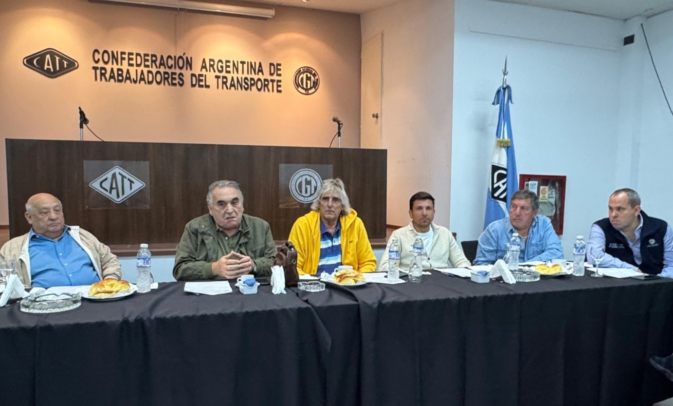 La Confederación Argentina de Trabajadores del Transporte ratificó la adhesión al Paro General