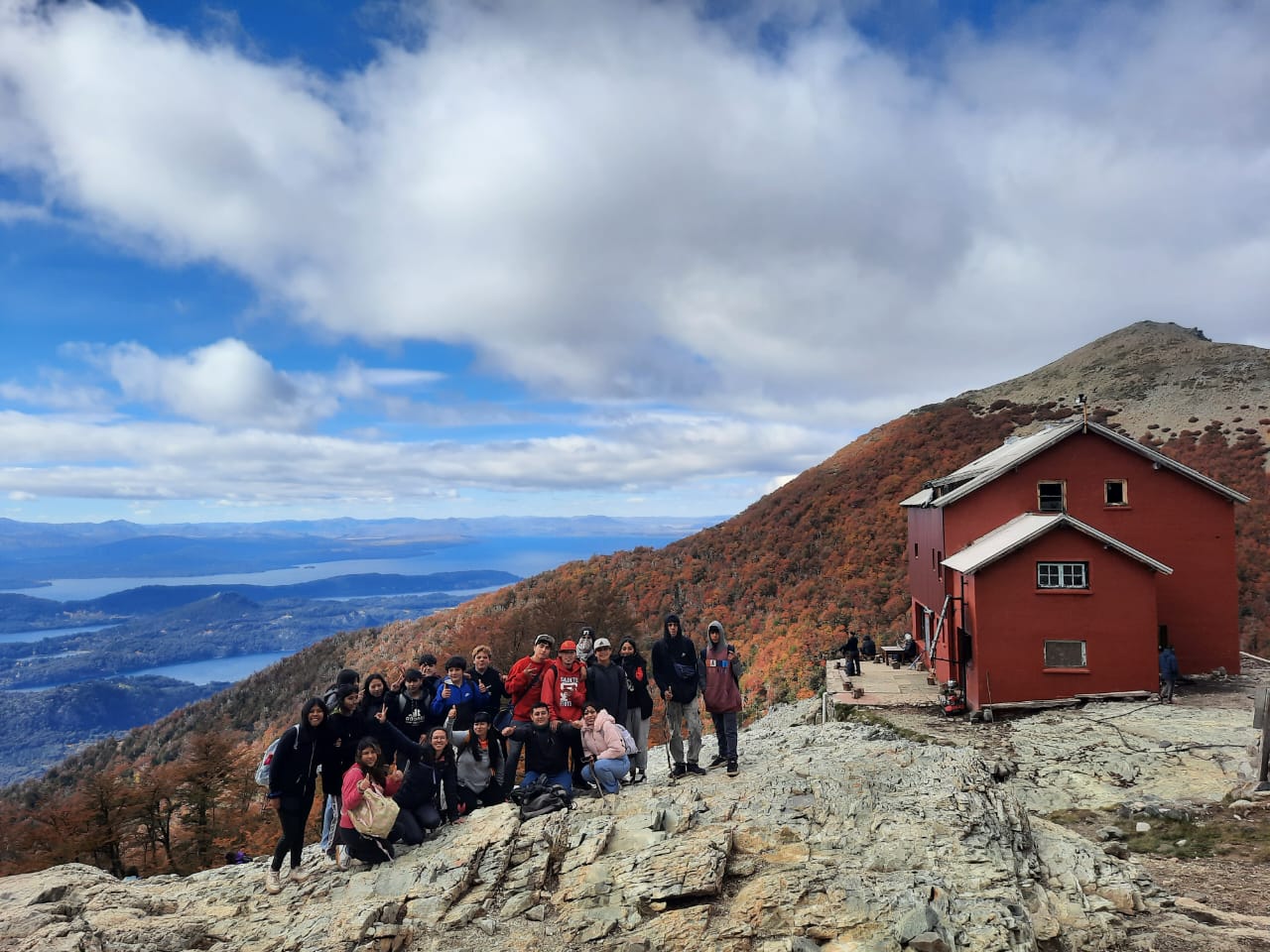 Jóvenes del CAAT 8 vivieron una jornada en el Cerro López