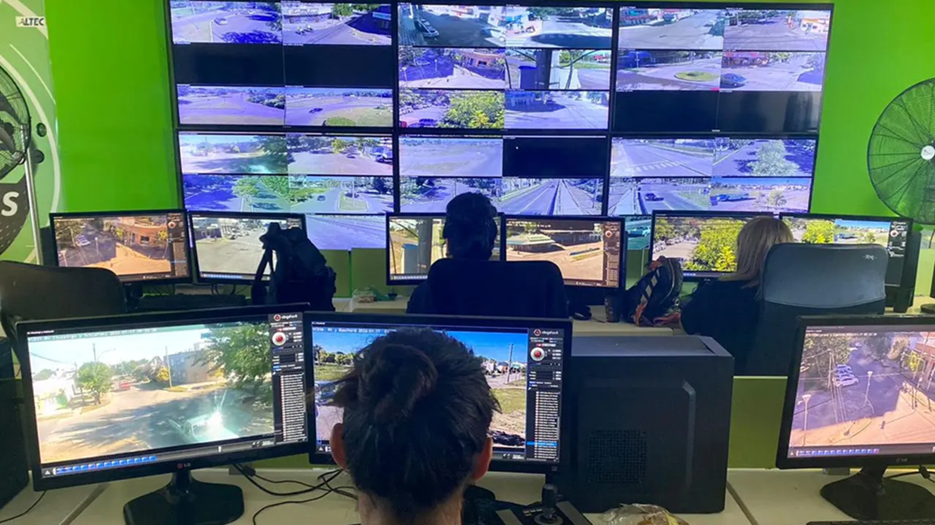 Río Negro suma más personal capacitado al 911 y refuerza su red