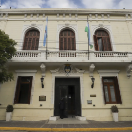El Gobierno de Río Negro pagó $180.000 por indumentaria a estatales