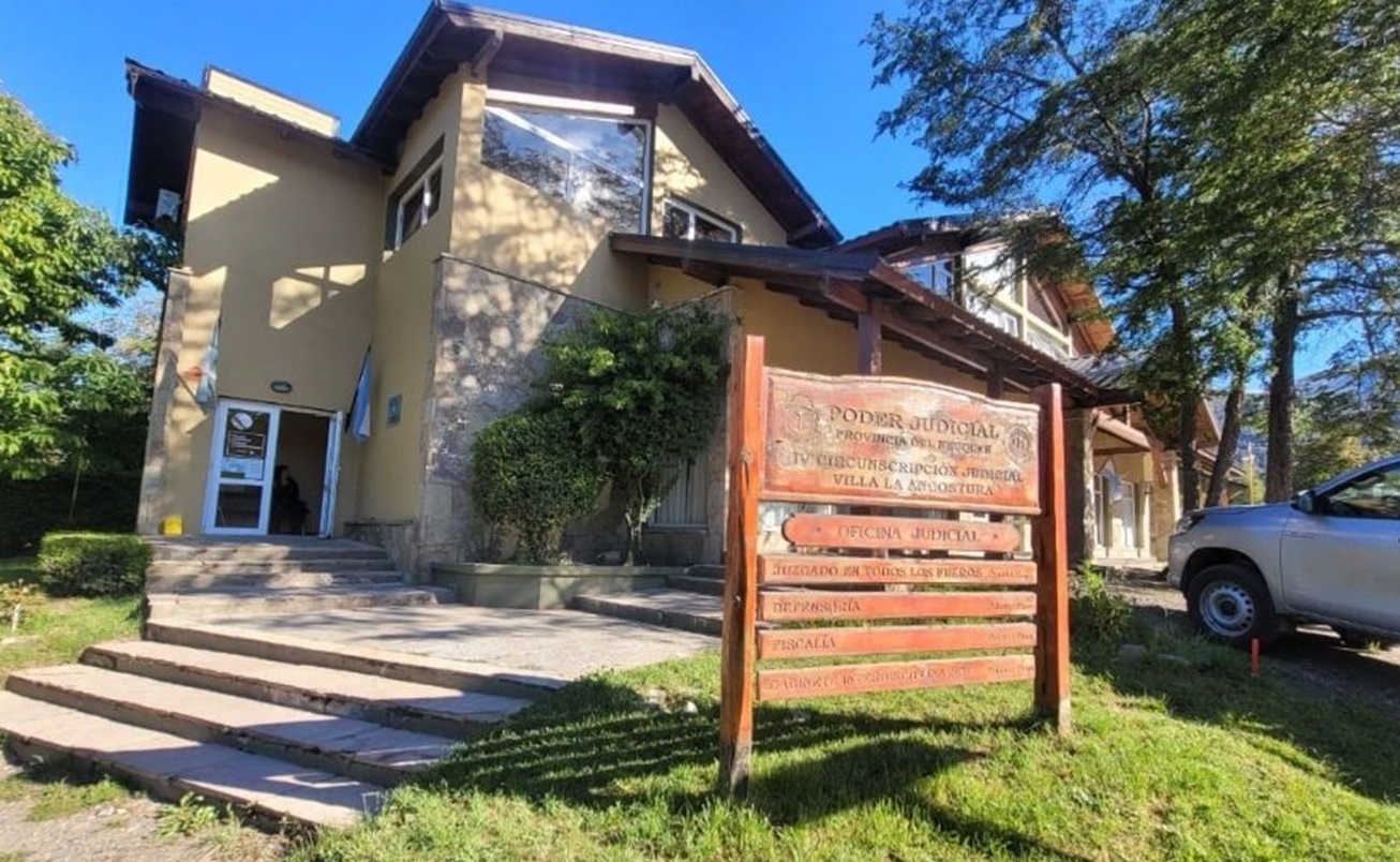 Villa La Angostura: intentó asesinar a su pareja con un cuchillo