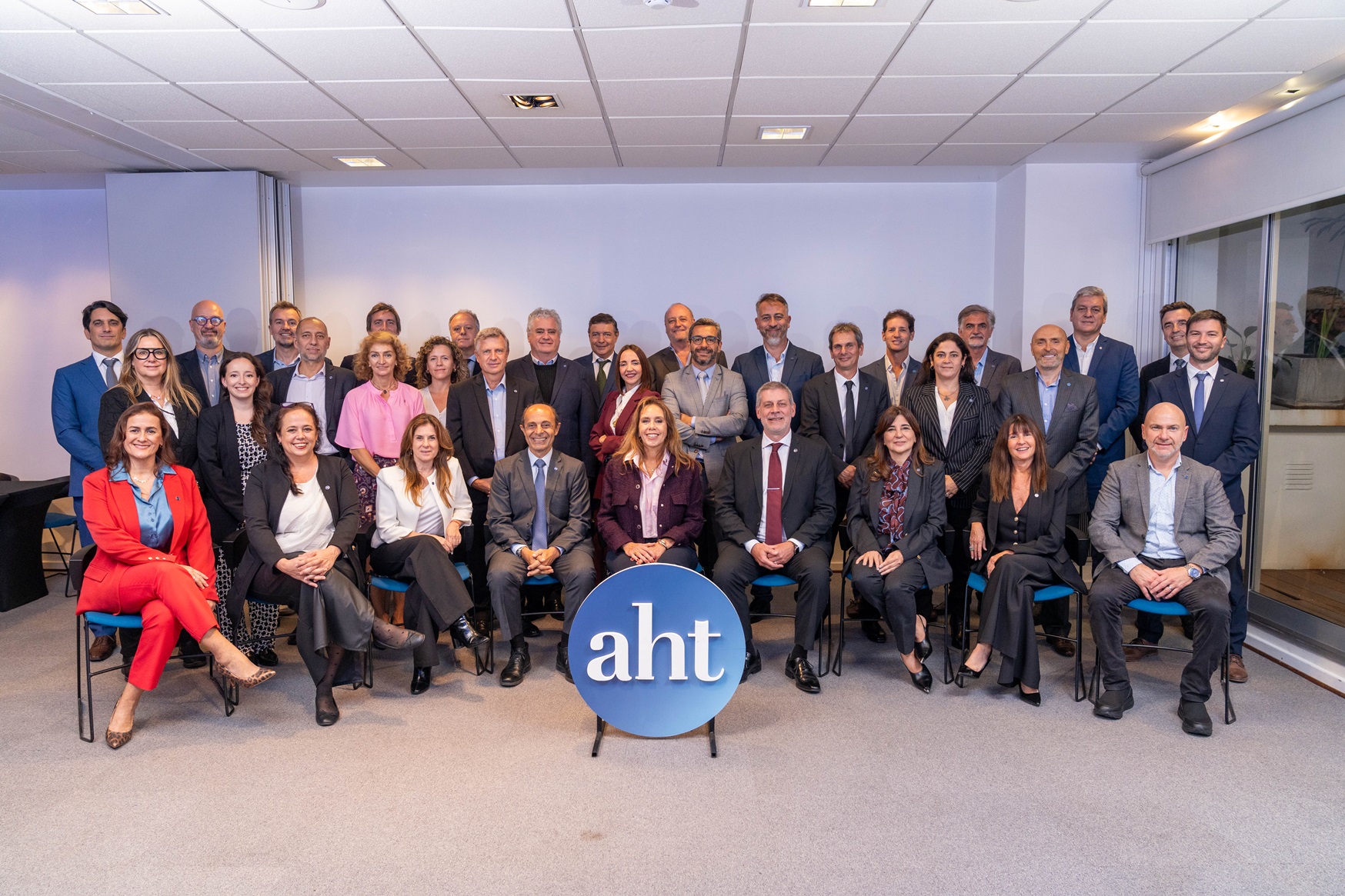 Gabriela Ferrucci fue reelegida como presidente de la AHT para el período 2025–2027