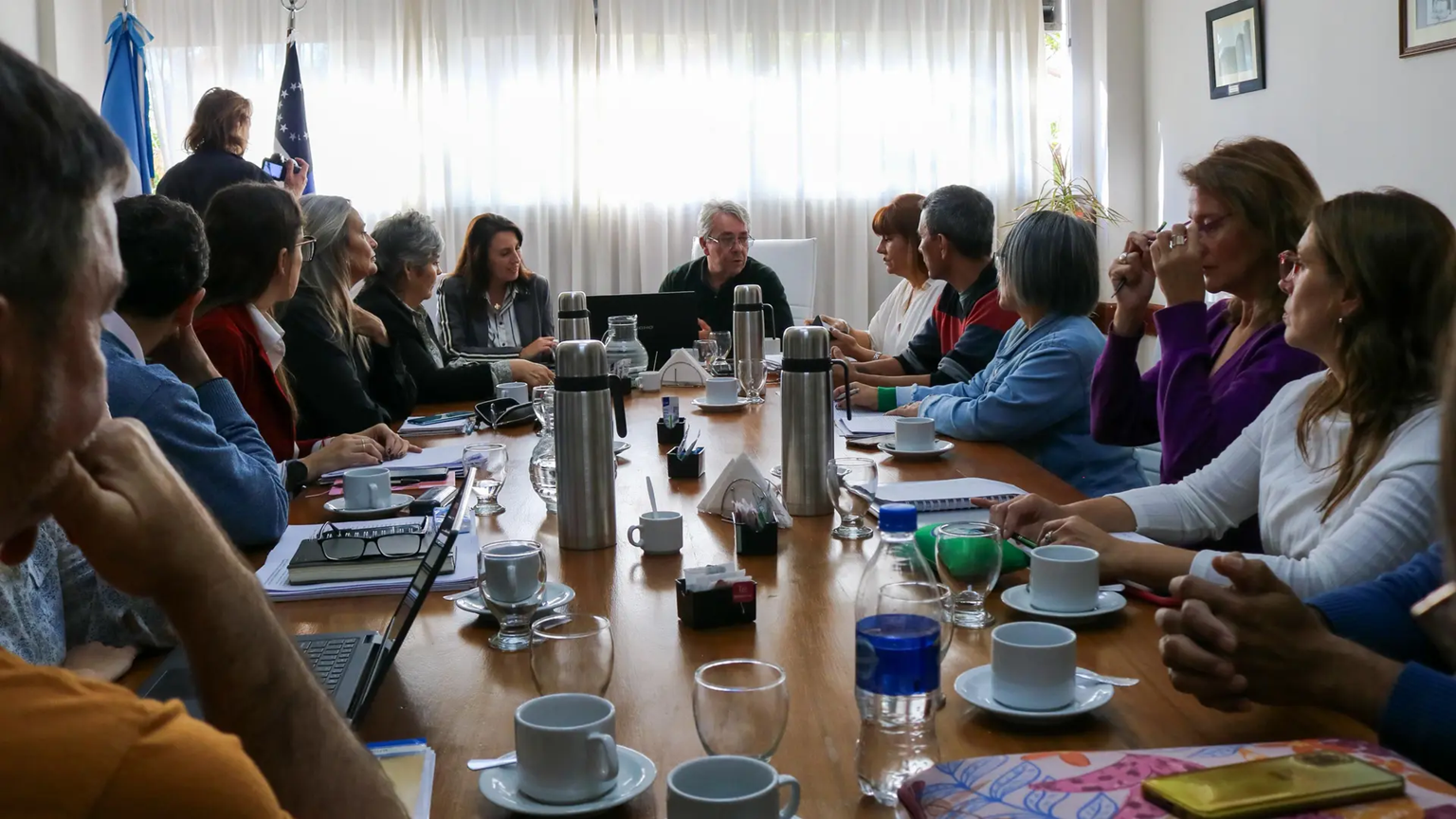 El Gobierno de Río Negro se reunió con representantes de Unter en paritarias