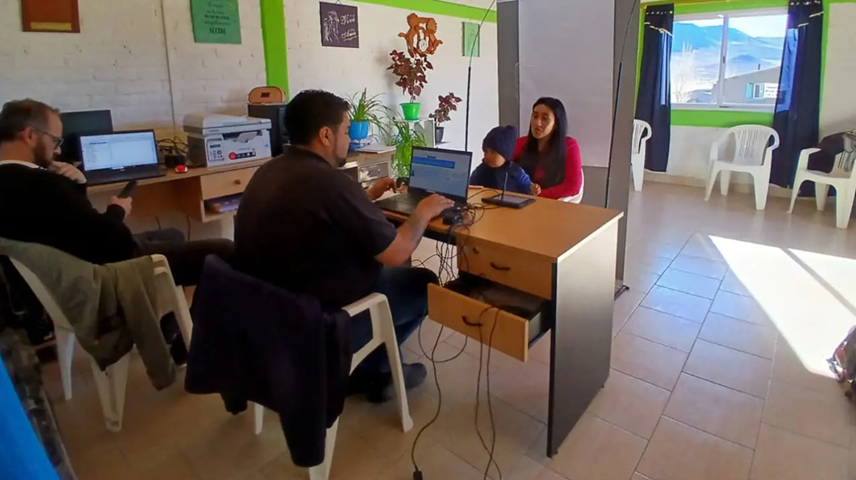 (((video))) El Registro Civil realizó más de 340 trámites en la Región Sur