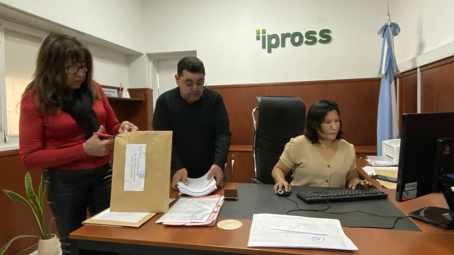 IPROSS realizó licitación para asegurar medicamentos del Plan VIH