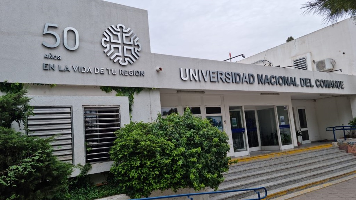 Autoridades de la Universidad del Comahue rechazan el fallo de la Corte que proscribe a CFK
