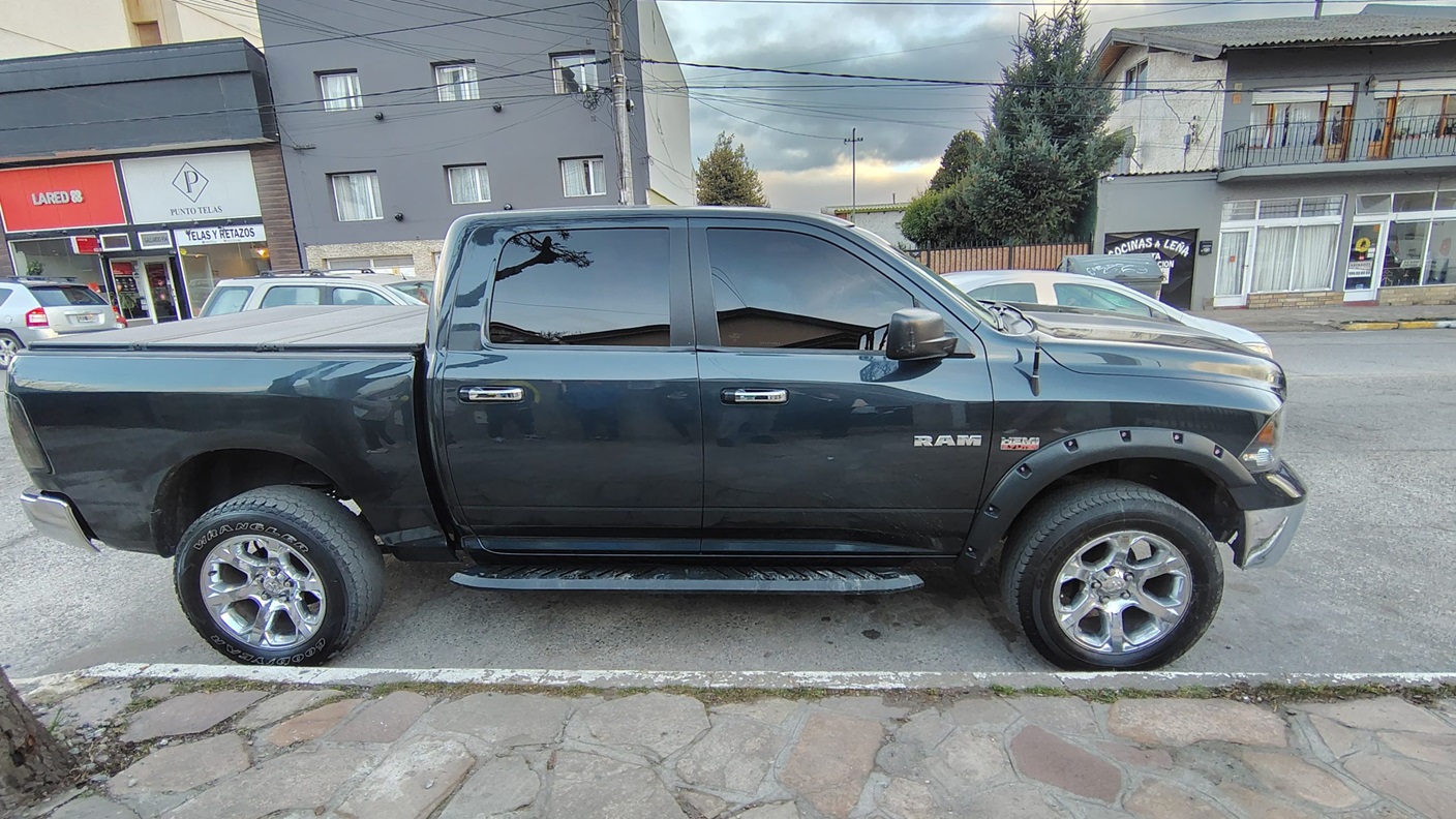 Secuestran una camioneta de alta gama vinculada a una causa por narcotráfico